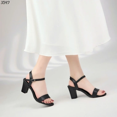 Giày MWC 3.547 Sandal Cao Gót Đế Vuông 7cm - Quai Ngang Tôn Dáng Giá 150.000
