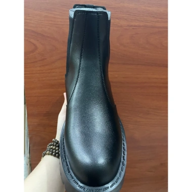 Giày nam Chelsea Boot Chunky TripleN da đen mịn, đế cao su 5cm, thời trang, giảm giá 21 - 1.933.750 VND 5 Giày nam Chelsea Boot Chunky TripleN da đen mịn, đế cao su 5cm, thời trang, giảm giá 21 - 1.933.750 VND 5