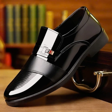 Giày nam da bóng cao cấp GN25S – Giày lười 2 màu, phong cách thoải mái, chỉ 159.000₫ 2 Giày nam da bóng cao cấp GN25S – Giày lười 2 màu, phong cách thoải mái, chỉ 159.000₫ 2
