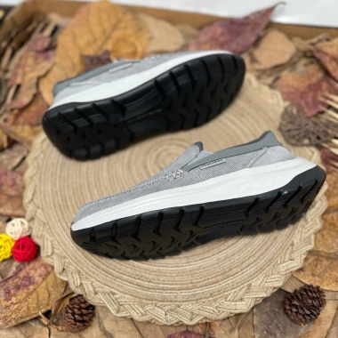 Giày Nam Skechers Slip Ins Đế Êm Nhẹ, Thoáng Khí, Màu Xám - Giá 945.000 VNĐ