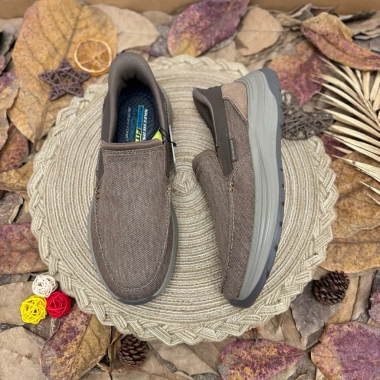 Giày Nam Skechers Slip Ins Đế Êm Nhẹ, Thoáng Khí, Màu Xám - Giá 945.000 VNĐ 8 Giày Nam Skechers Slip Ins Đế Êm Nhẹ, Thoáng Khí, Màu Xám - Giá 945.000 VNĐ 8