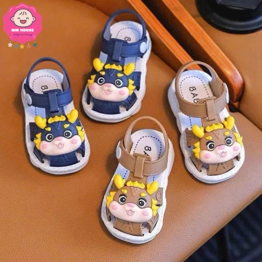 Giày nhựa cao su mềm dẻo, dép rọ quai dán họa tiết rồng con bé trai - Giá 79.000đ 3