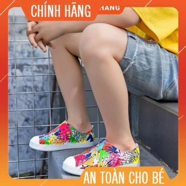 Giày nhựa mềm NATIVE 2.024 Mẹ Bé – êm chân, đi mưa nắng, biển, du lịch, chạy bộ, 139k 7