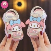 Giày nhựa tập đi bé gái, dép rọ quai dán hoạ tiết hoạt hình xinh xắn 89.000₫ 2