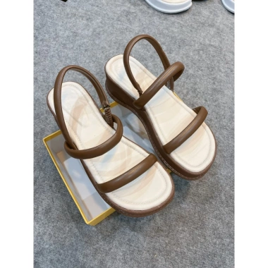 Giày nữ 2 dây ngang xinh chuẩn size cao 5p - Giá chỉ 95.000 VNĐ, ưu đãi đặc biệt 10 Giày nữ 2 dây ngang xinh chuẩn size cao 5p - Giá chỉ 95.000 VNĐ, ưu đãi đặc biệt 10