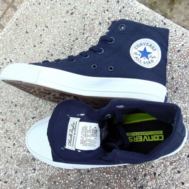 Giày Nữ AllStar Chuck Cổ Cao Xanh - Thời trang năng động, giảm còn 640k