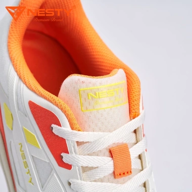 Giày Pickleball Chuyên Dụng Nesty NE56 Giá Ưu Đãi 677.500 VND – Độ Bám Cao, Đệm Êm, Siêu Nhẹ 9 Giày Pickleball Chuyên Dụng Nesty NE56 Giá Ưu Đãi 677.500 VND – Độ Bám Cao, Đệm Êm, Siêu Nhẹ 9