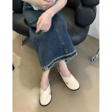 Giày quai hậu nữ sandal đế cao 2cm bít mũi, đi học đi chơi Hàn Quốc MS36 - 185.900 VND