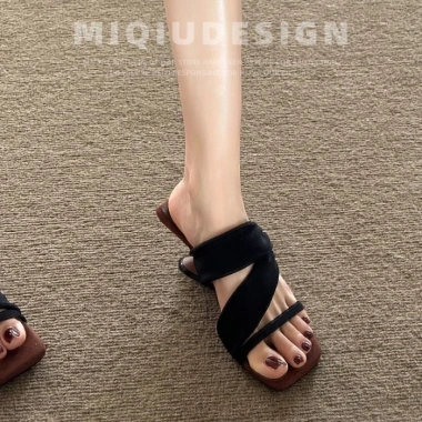 Giày sandal cao gót nữ hai dây, mũi vuông, đế nêm đa năng - Giá ưu đãi 210.960₫ 3