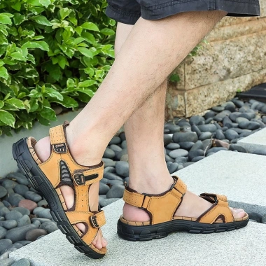Giày sandal đế bằng chống trượt thời trang đi biển nam Giá chỉ 345.000₫ 8 Giày sandal đế bằng chống trượt thời trang đi biển nam Giá chỉ 345.000₫ 8