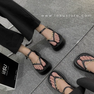 Giày sandal đế xuồng xỏ ngón - Ảnh tự chụp, giá 510.000đ, giảm 122.400đ, thoải mái