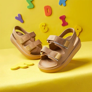 Giày sandal Mario cho bé trai, bé gái - Đen velcro, đế mềm, chống trơn trượt, thoáng khí mùa hè 2 Giày sandal Mario cho bé trai, bé gái - Đen velcro, đế mềm, chống trơn trượt, thoáng khí mùa hè 2