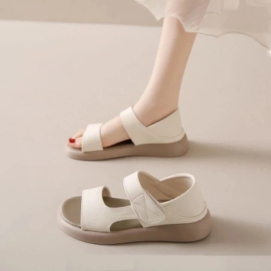 Giày sandal mùa hè thoáng khí, đế mềm chống trơn trượt, thiết kế La Mã hai cánh, phù hợp đi biển chỉ 59.400₫