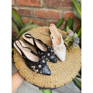 Giày sandal mũi nhọn đính hoa ngọc lấp lánh, quí phái, đế vuông T262H cho nữ dự tiệc cô dâu 3