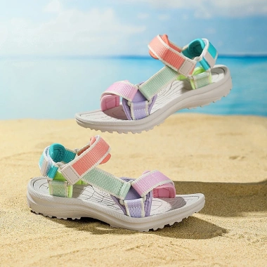 Giày sandal trẻ em mùa hè phong cách mới, thoáng khí, chống trơn trượt, bé trai và bé gái đi biển tiểu học