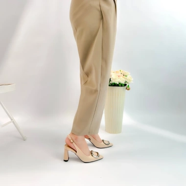 Giày Slingback Nữ Cao Gót Mũi Nhọn Phối Nơ NUDDO N7.400 Đế Trụ Thanh Lịch Giá 475k