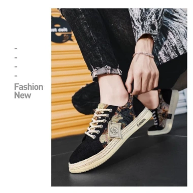 Giày sneaker nam thổ cẩm chống trượt, phong cách năng động, thoải mái, bền bỉ - giá 627.500 VND