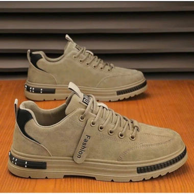 Giày sneaker nam thời trang - Giá ưu đãi 639.500₫, thoải mái, phong cách hiện đại 3 Giày sneaker nam thời trang - Giá ưu đãi 639.500₫, thoải mái, phong cách hiện đại 3
