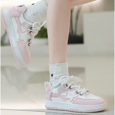 Giày Sneaker Năng Động Dễ Thương, Phối Chi Tiết Trẻ Trung, Đế Bền - 837.500₫