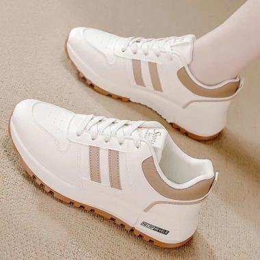Giày Sneaker Nữ Da Hàn Quốc QR02 - Thể Thao, Trẻ Trung, Năng Động, Giá 221.600đ 3 Giày Sneaker Nữ Da Hàn Quốc QR02 - Thể Thao, Trẻ Trung, Năng Động, Giá 221.600đ 3