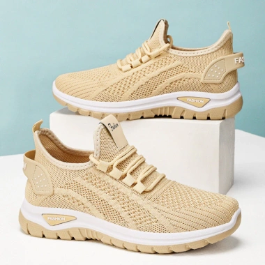 Giày Sneaker Nữ Đế Cao Thoáng Khí 2.025 – Tăng Chiều Cao Êm Ái, Phong Cách Năng Động, Giá 612.500₫