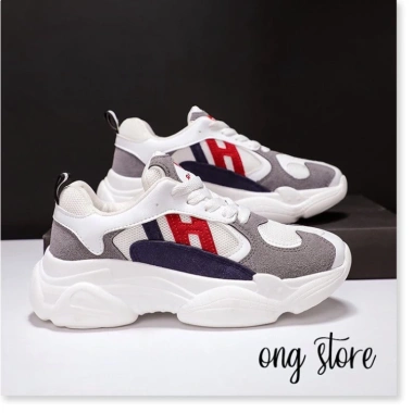 Giày sneaker nữ thời trang năng động - 1.410.000đ giảm 16% - Phong cách trẻ