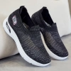 Giày sneaker nữ thời trang, thể thao không dây - Giá chỉ 1.235.000đ, giảm 22% 4