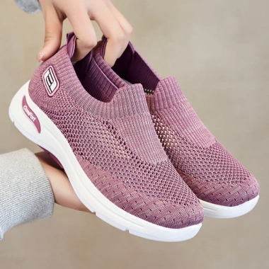 Giày sneaker nữ thời trang, thể thao không dây - Giá chỉ 1.235.000đ, giảm 22% 5