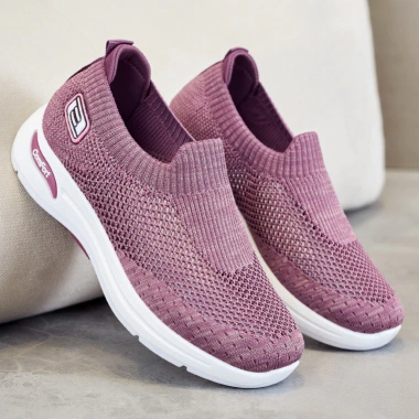 Giày sneaker nữ thời trang, thể thao không dây - Giá chỉ 1.235.000đ, giảm 22% 8