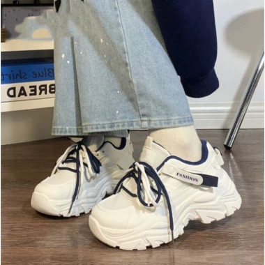 Giày sneaker nữ trắng đế cao 6cm chắc chắn, video chất lượng, tặng vớ miễn phí – N Shoes 824.500₫ 2