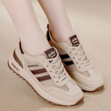 Giày Sneaker Thể Thao Nữ Trắng 2.025 - Lưới thoáng khí, thiết kế hiện đại, 391k