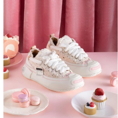Giày sneaker xVessel G.O.P Mashmallow White Tweed Chunky hot trend - chính hãng, giá 6,5 triệu