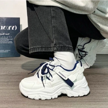 Giày Sneakers Nữ 2 Màu Xinh Thiết Kế Hàn Quốc Dễ Thương - Giá 814.500₫