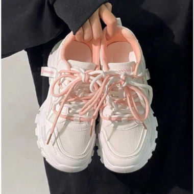 Giày Sneakers Nữ 2 Màu Xinh Thiết Kế Hàn Quốc Dễ Thương - Giá 814.500₫