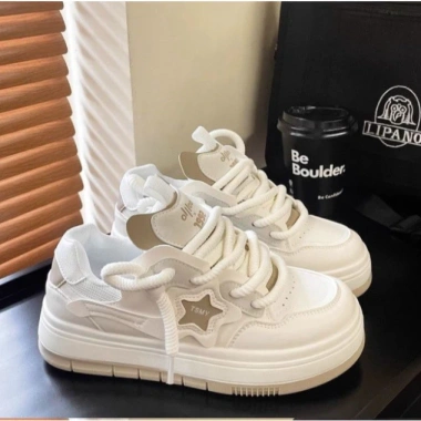 Giày Sneakers Nữ Bánh Mỳ Đẹp Dễ Phối Đồ - Mẫu Mới Độc Đáo Giá 814.500 2