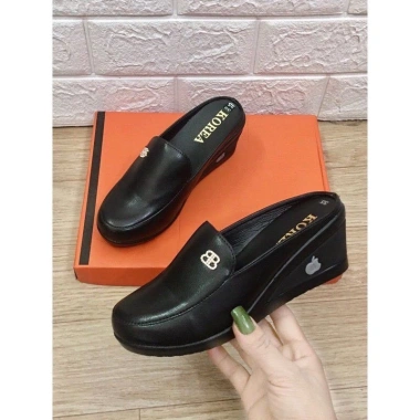 Giày sục da lì đế 5P, phom nhỏ tăng 1size, mềm mại cho mẹ và bé, chỉ 150.000₫