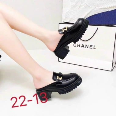 Giày sục khóa H đế 6P da mềm êm chân - mẫu mới 2.024, giá ưu đãi 185.070₫ 6