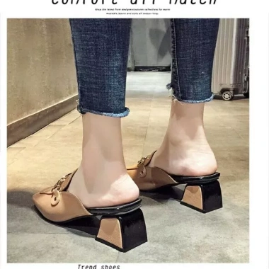 Giày sục nữ đế vuông 5cm - Thời trang, thoải mái, giảm 22% chỉ 285.000₫ 5