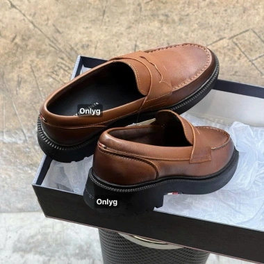Giày Tây Loafers Flag Leather Chính Hãng Phối Màu Nâu Sang Trọng Giá 1,200,000₫ 3