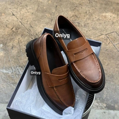 Giày Tây Loafers Flag Leather Chính Hãng Phối Màu Nâu Sang Trọng Giá 1,200,000₫ 8