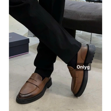 Giày Tây Loafers Flag Leather Chính Hãng Phối Màu Nâu Sang Trọng Giá 1,200,000₫ 9