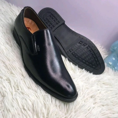 Giày tây lười nam đế cao su chống trượt, êm ái size 38-44, phối vest sang trọng