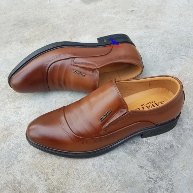 Giày tây nam da bò thật mũi bo tròn, đế khâu, 3 gân, O-12 màu nâu giảm giá 290k 2 Giày tây nam da bò thật mũi bo tròn, đế khâu, 3 gân, O-12 màu nâu giảm giá 290k 2