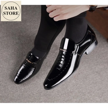 Giày tây nam vân da cá sấu SAHA123 size 45-48, đen bóng, không dây, công sở Hàn Quốc