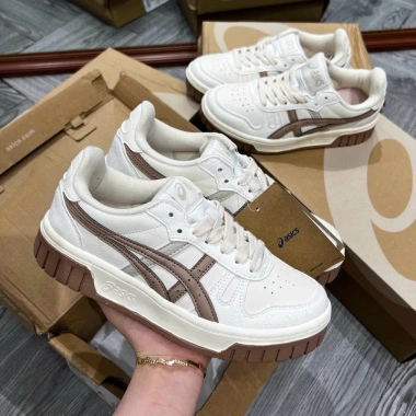 Giày thể thao Asics Court Mz nam nữ: Đế nhẹ thoáng khí, giảm giá 510k 5