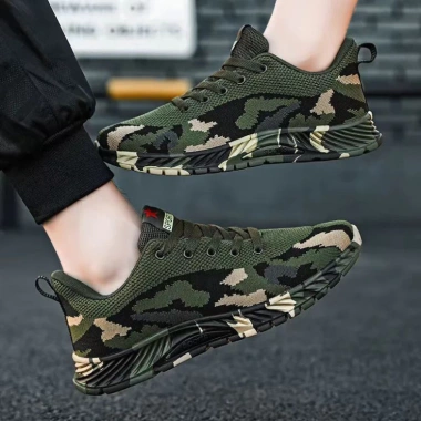 Giày Thể Thao Nam Camouflage Ngụy Trang - Đa Năng, Thoải Mái, Giá Giảm 1,039,000₫ 8 Giày Thể Thao Nam Camouflage Ngụy Trang - Đa Năng, Thoải Mái, Giá Giảm 1,039,000₫ 8