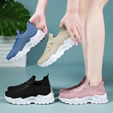 Giày Thể Thao Nữ Đế Cao Thoáng Khí Êm Ái Trắng Đen Họa Tiết Thời Trang 617.500₫ Giày Thể Thao Nữ Đế Cao Thoáng Khí Êm Ái Trắng Đen Họa Tiết Thời Trang 617.500₫
