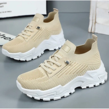 Giày Thể Thao Nữ Đế Cao Thoáng Khí Êm Ái Trắng Đen Họa Tiết Thời Trang 617.500₫ 4 Giày Thể Thao Nữ Đế Cao Thoáng Khí Êm Ái Trắng Đen Họa Tiết Thời Trang 617.500₫ 4