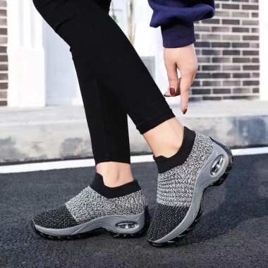 Giày thể thao nữ dệt nhẹ, đệm hơi êm ái, chống mòn, chống trơn - Giá 627.500₫ 6