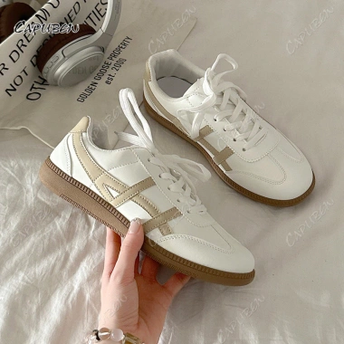 Giày Thể Thao Nữ Hàn Quốc CAPUBEW - Cao Su Chống Trượt, Thời Trang, Giá 169k
